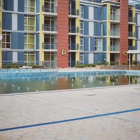 ~ Elit ~ Studio With A Pool In Lejlighed